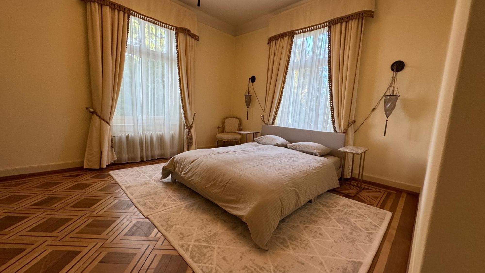 Entire Zurich Villa, Your Private Luxury Escape With In House Staff Экстерьер фото