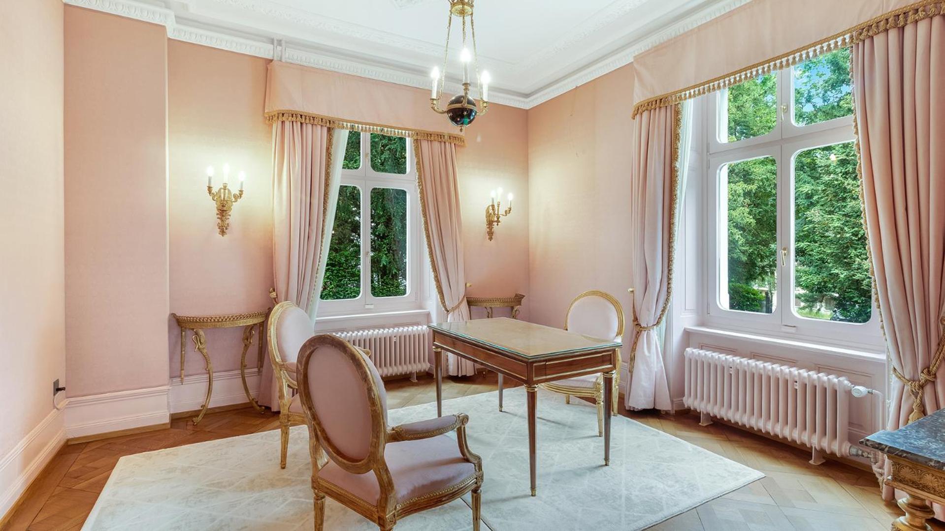 Entire Zurich Villa, Your Private Luxury Escape With In House Staff Экстерьер фото