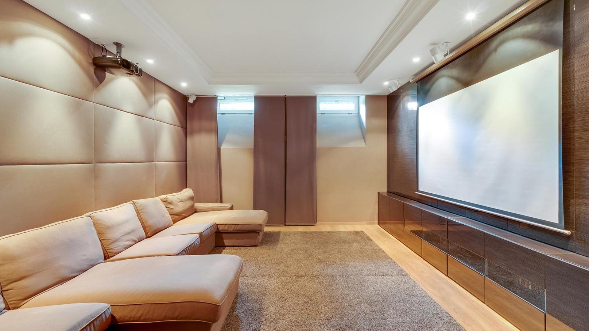 Entire Zurich Villa, Your Private Luxury Escape With In House Staff Экстерьер фото