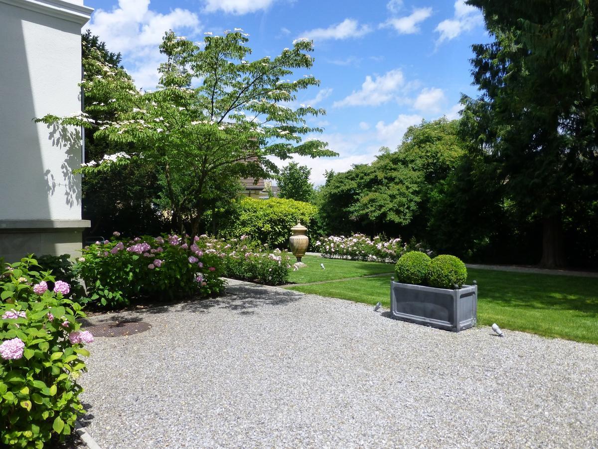 Entire Zurich Villa, Your Private Luxury Escape With In House Staff Экстерьер фото